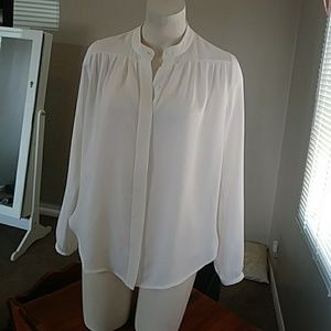 Beautifully designed Michael Kors silk blouse